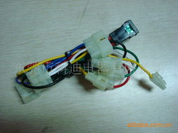東莞市寮步輝鵬電子制品廠 精準(zhǔn)連接未來，汽車連接器產(chǎn)品全覽